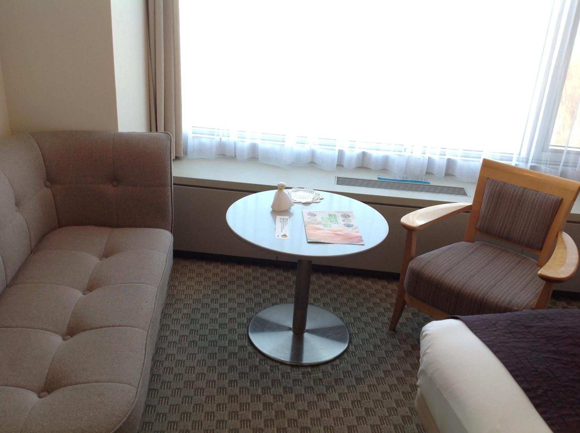 Shin Furano Prince Hotel Kamer foto A room at the hotel