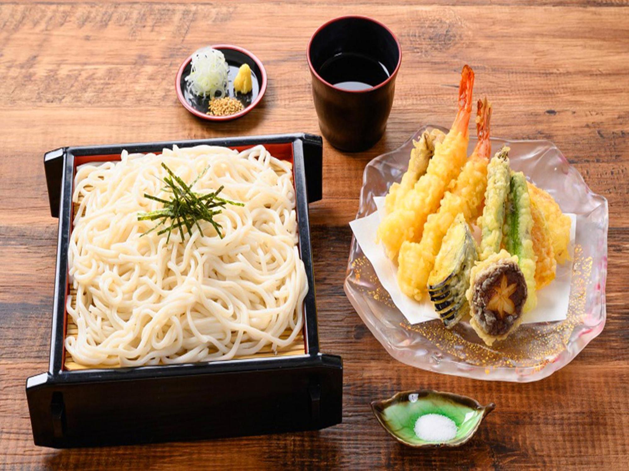 Shin Furano Prince Hotel Buitenkant foto Udon