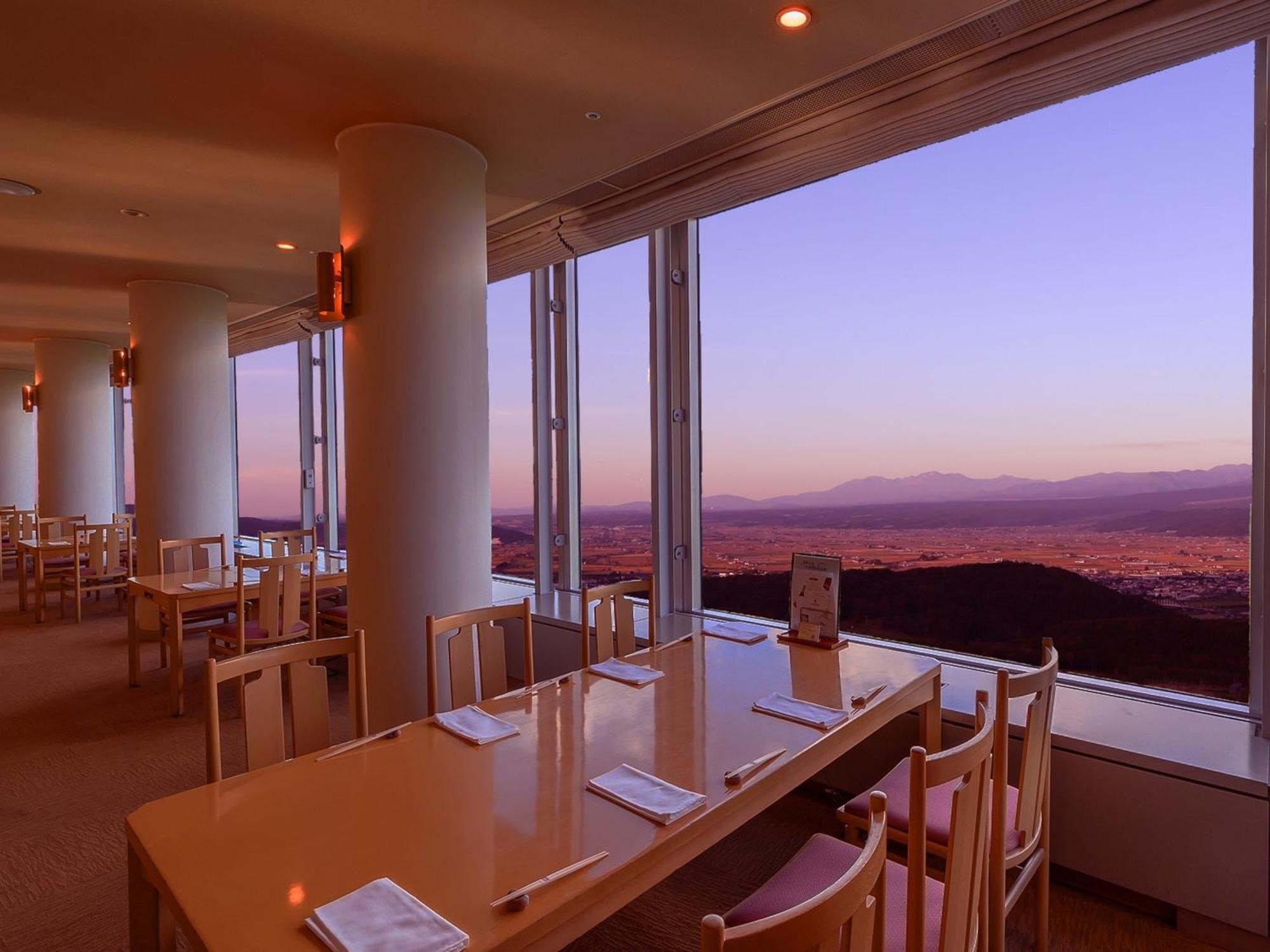 Shin Furano Prince Hotel Buitenkant foto Restaurant
